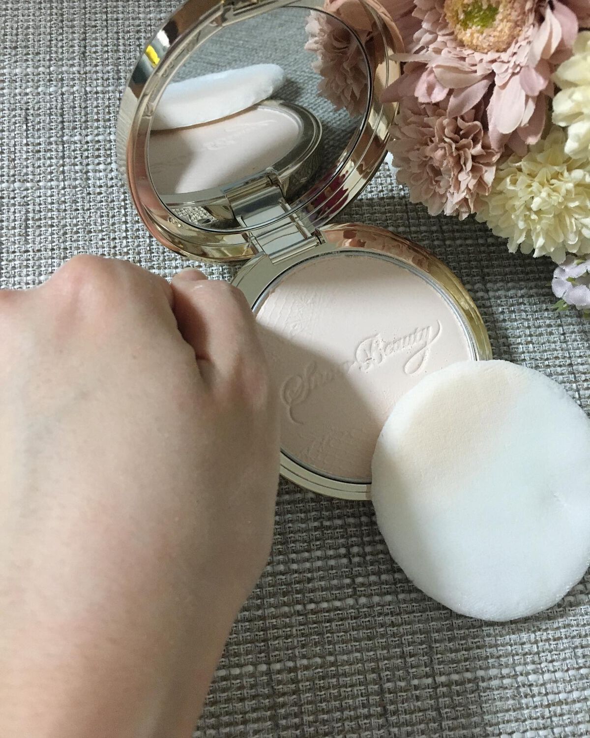 ブライトニング スキンケアパウダー 2022/スノービューティー/プレストパウダーを使ったクチコミ(4枚目)