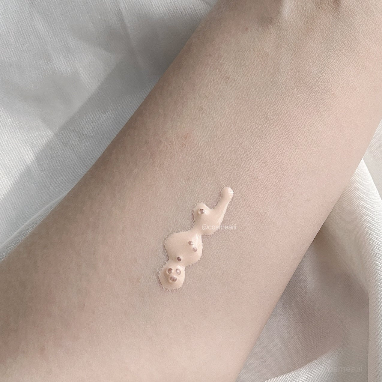 シアーグローベース/NUDIQUE/化粧下地を使ったクチコミ(4枚目)