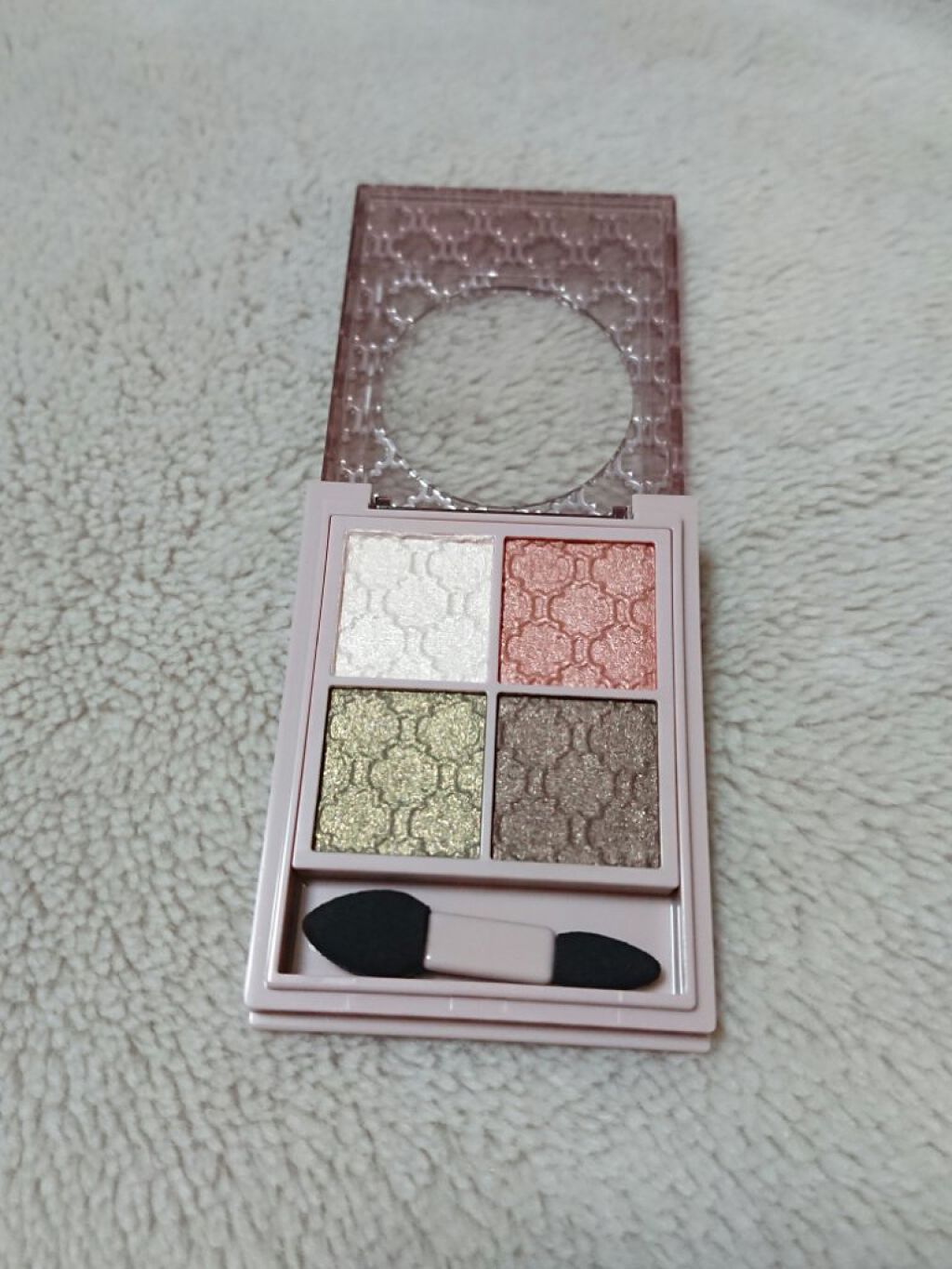 グロッシーリッチ アイズ N/Visée/アイシャドウパレットを使ったクチコミ(1枚目)