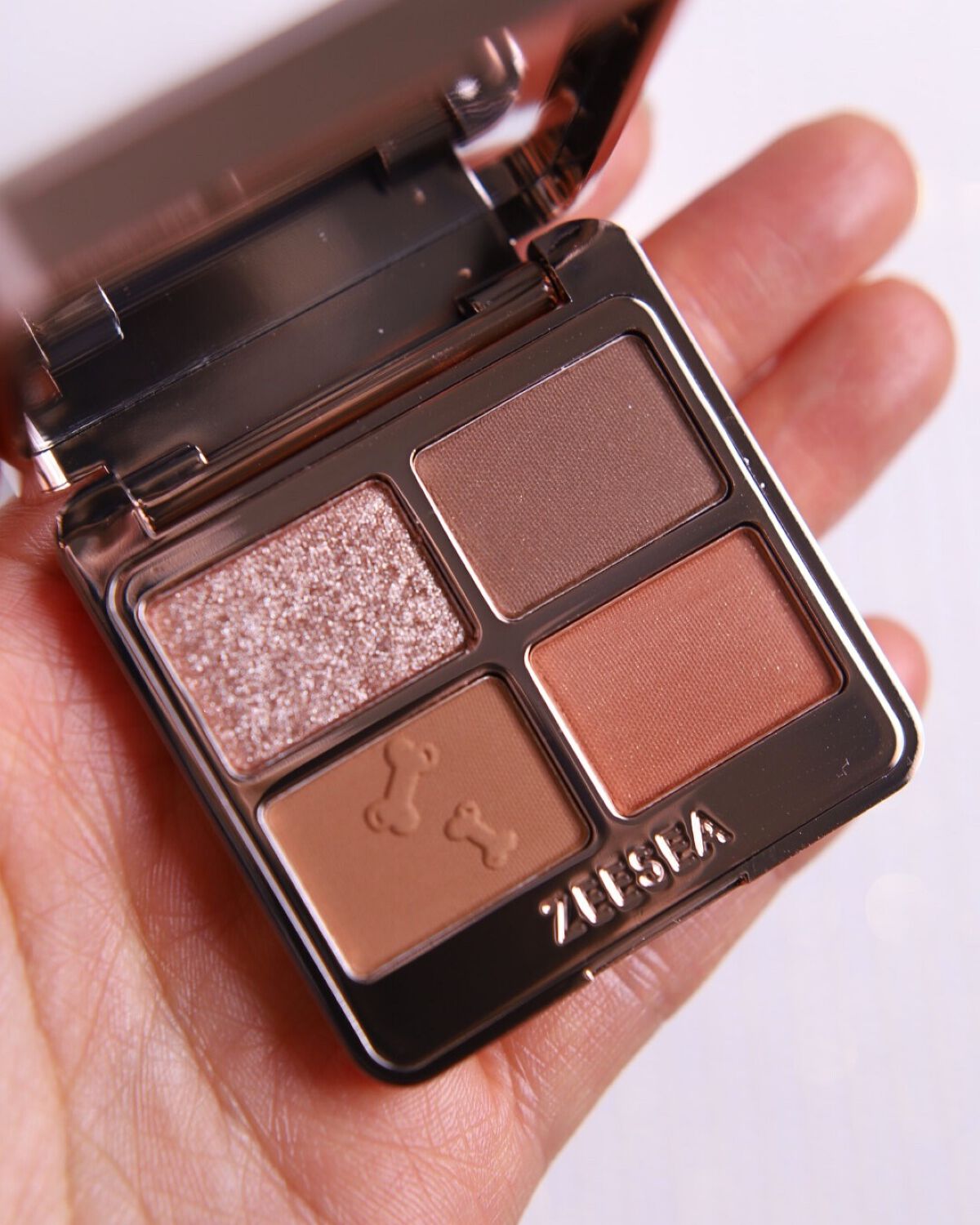 アニマルアイシャドウ(4シェード)/ZEESEA/アイシャドウパレットを使ったクチコミ（2枚目）