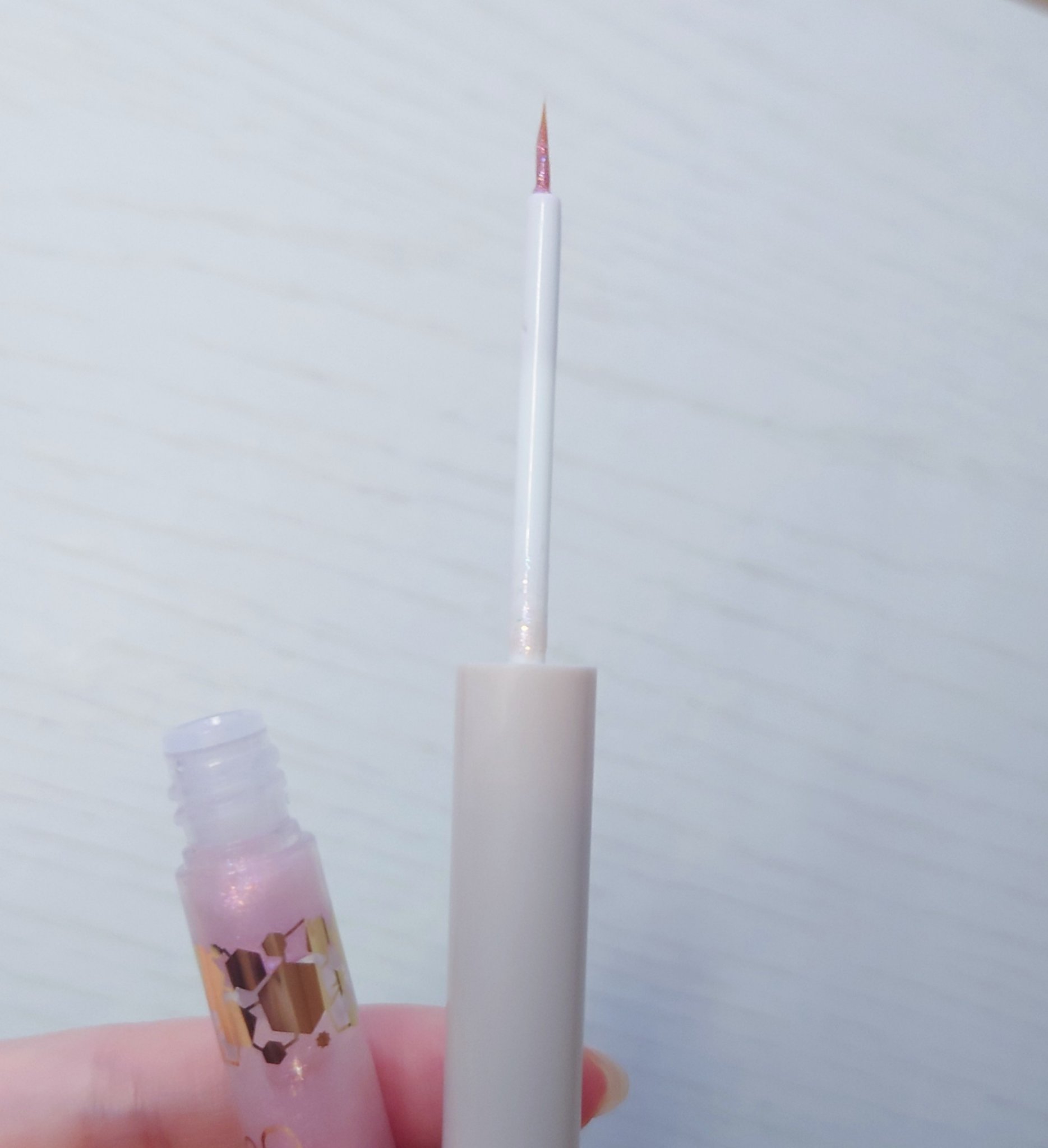 グロウリキッドライナー/CEZANNE/リキッドアイライナーを使ったクチコミ（3枚目）