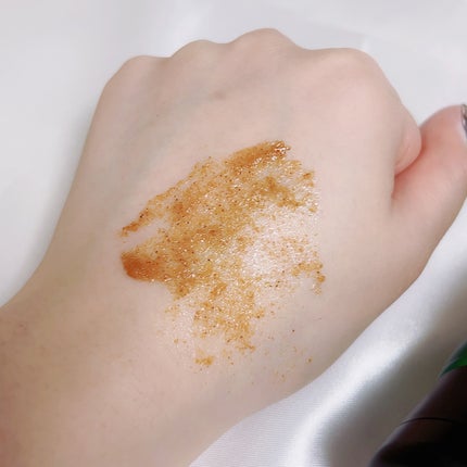 オリジナルボディスクラブ ローズマリーハーブ/plu/ボディスクラブを使ったクチコミ(2枚目)