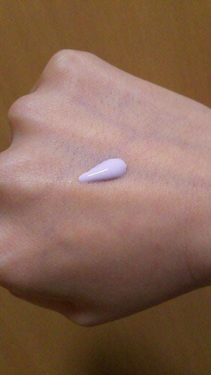 スキンアクア トーンアップUVエッセンス/スキンアクア/日焼け止めクリームを使ったクチコミ(2枚目)