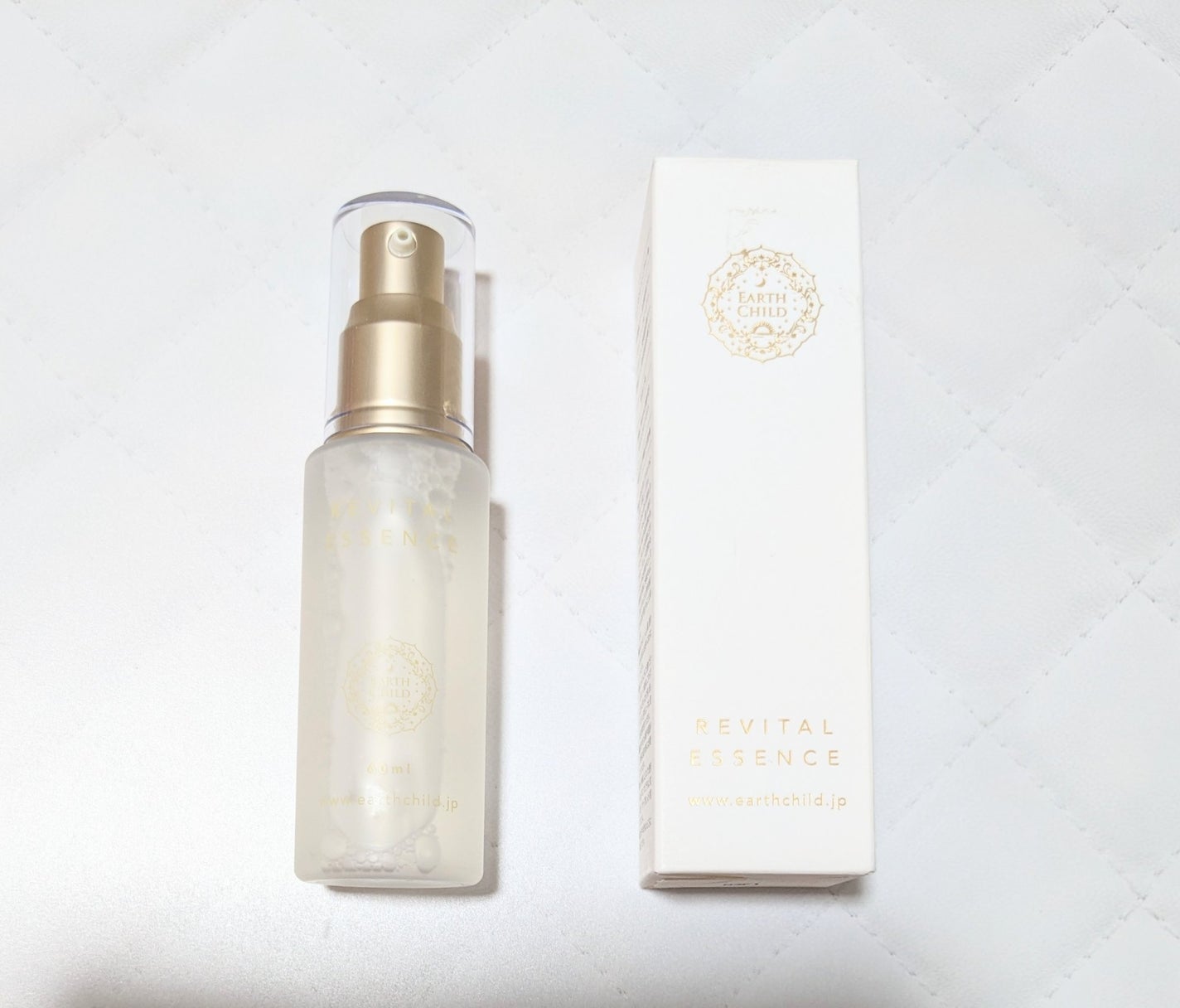 リバイタル エッセンス/EARTHCHILD/美容液を使ったクチコミ(2枚目)