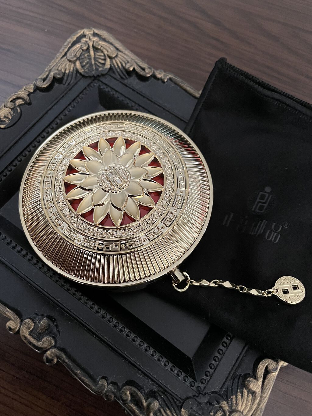 ZEESEAｘ正宮御品　「盛唐酔夢」シリーズ　丹酔金箔　牡丹チークシャッドパレット/ZEESEA/パウダーチークを使ったクチコミ（3枚目）