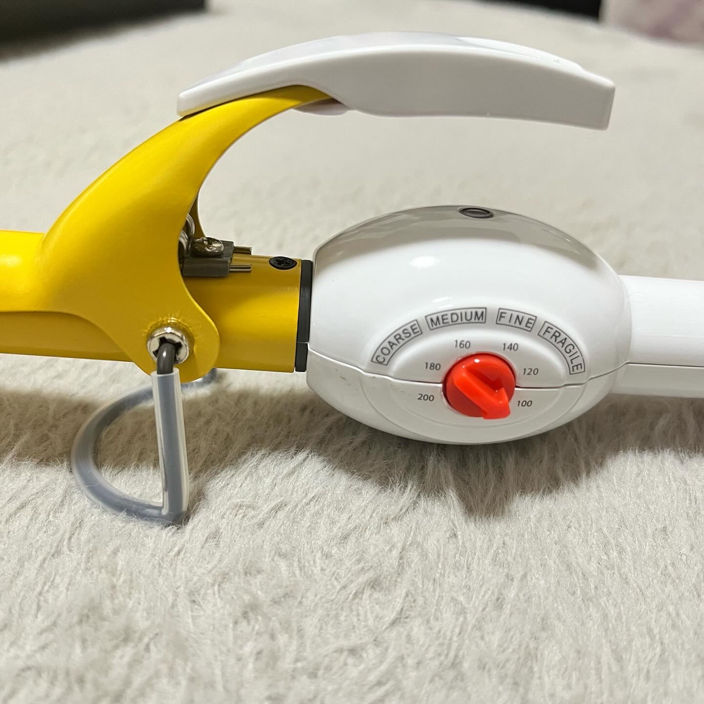 キープミディアムカールヘアアイロンコテ i1962/Areti./カールアイロンを使ったクチコミ（2枚目）