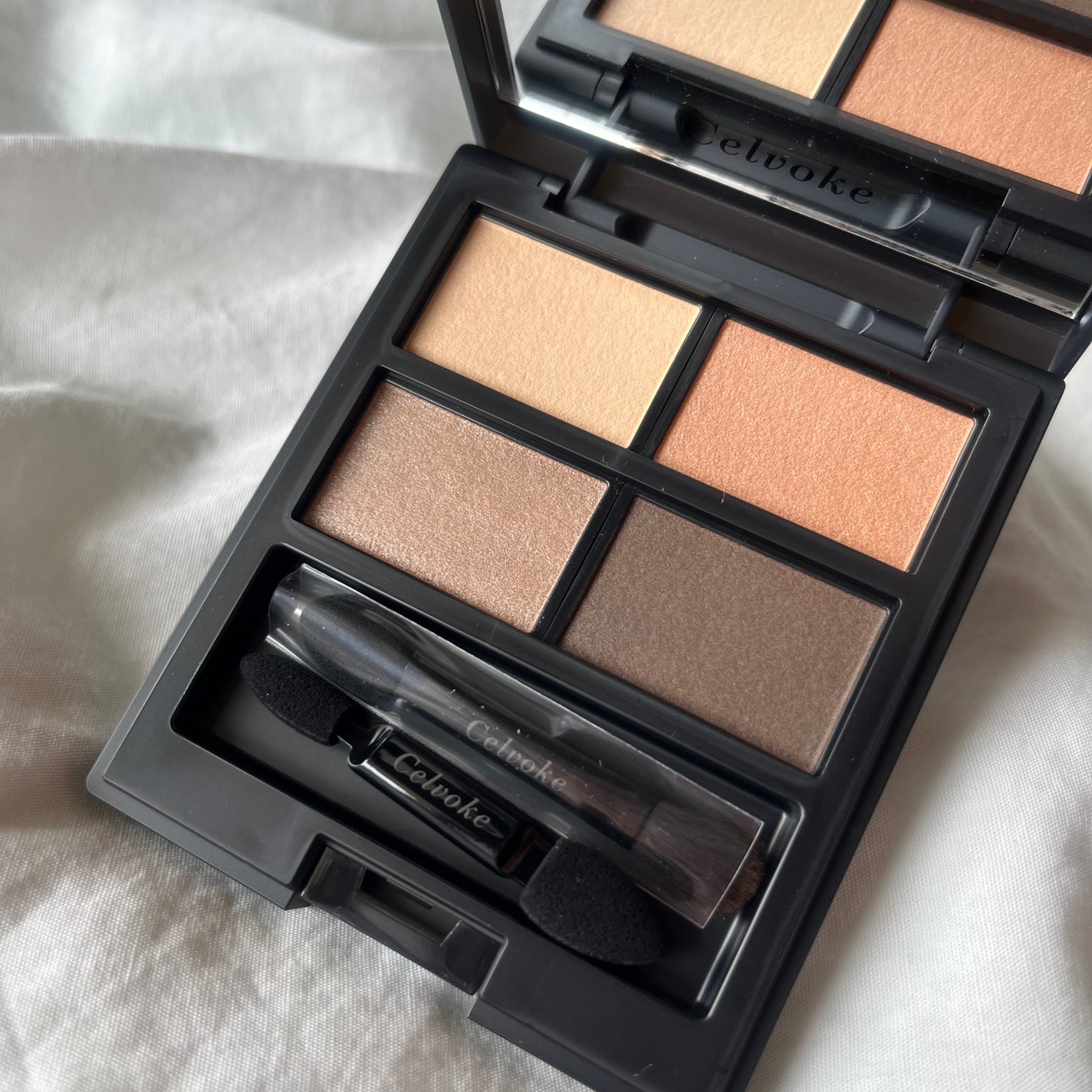 セルヴォーク ヴァティック アイパレット/Celvoke/アイシャドウパレットを使ったクチコミ(2枚目)