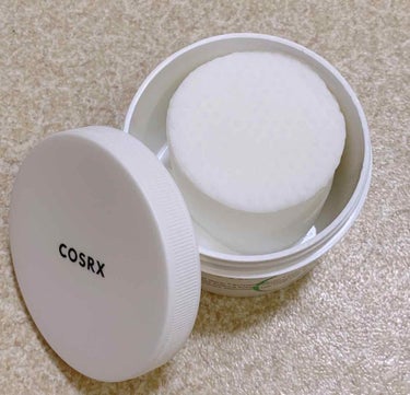 COSRX ワンステップグリーンカーミングパッドのクチコミ「COSRX 
One Step Green Hero Calming Pad🌼
通称、おじさん.....」（2枚目）