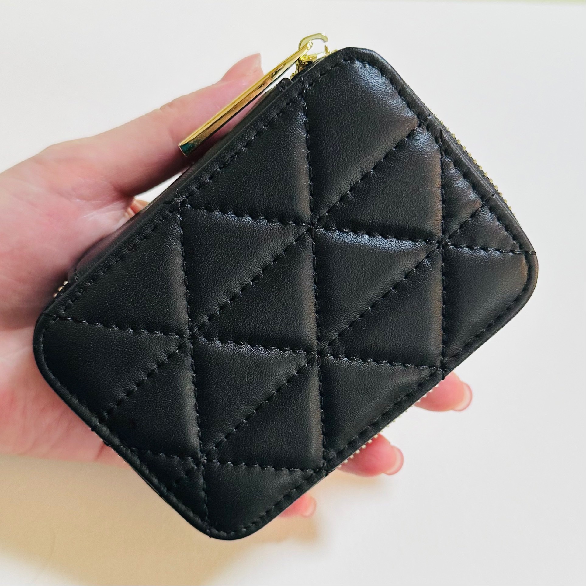 リップケース 牛本革 鏡付き /yilin/化粧ポーチを使ったクチコミ（2枚目）