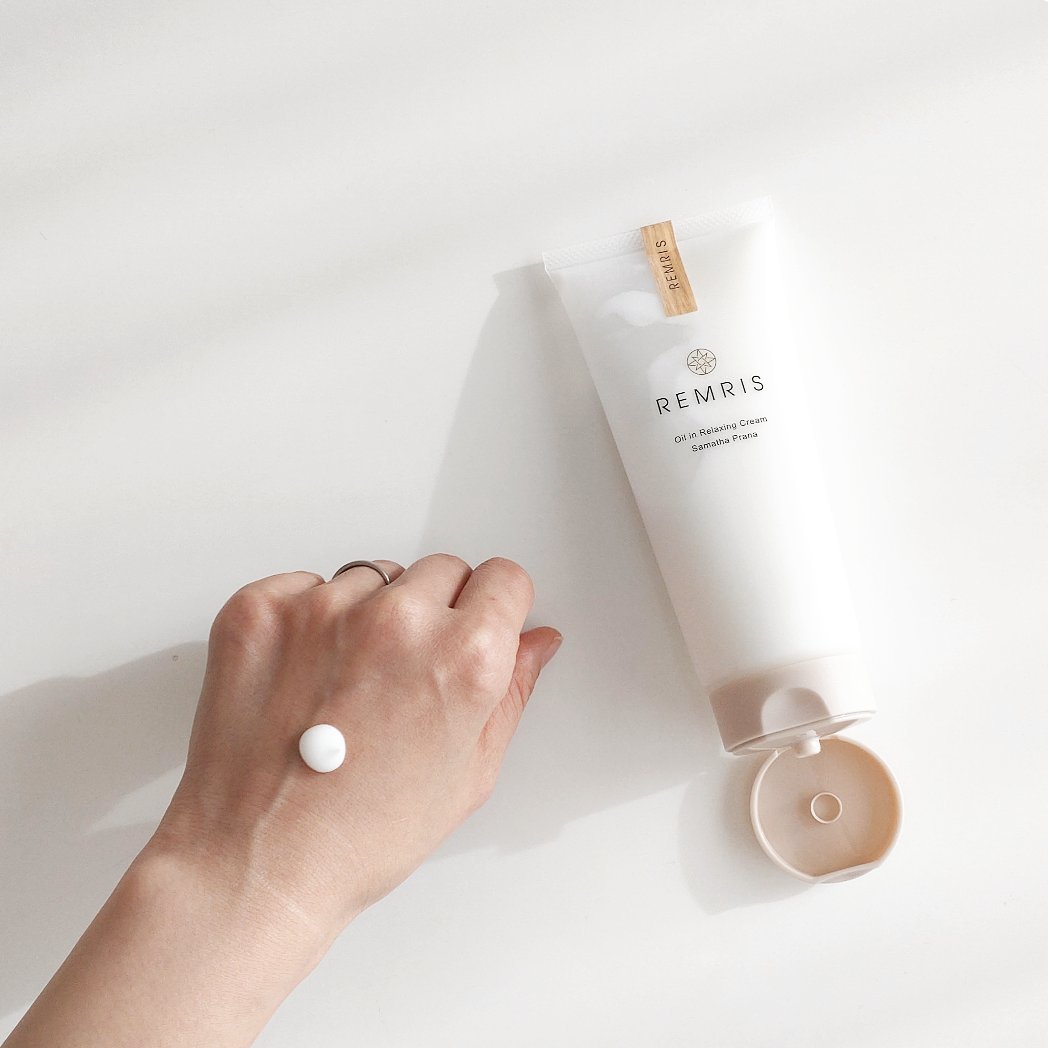 オイルinリラクシングクリーム/REMRIS/ボディクリームを使ったクチコミ（3枚目）