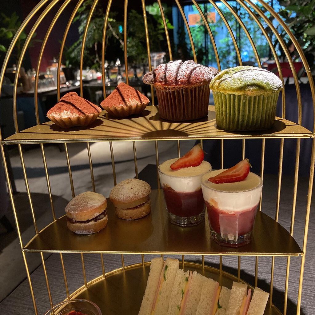 大厄@40代後半韓国コスメヲタ初心者 on LIPS 「#雑談夜中なので完全なる雑談🤣神戸#グリーンハウスヴァルトで開..」(8枚目)