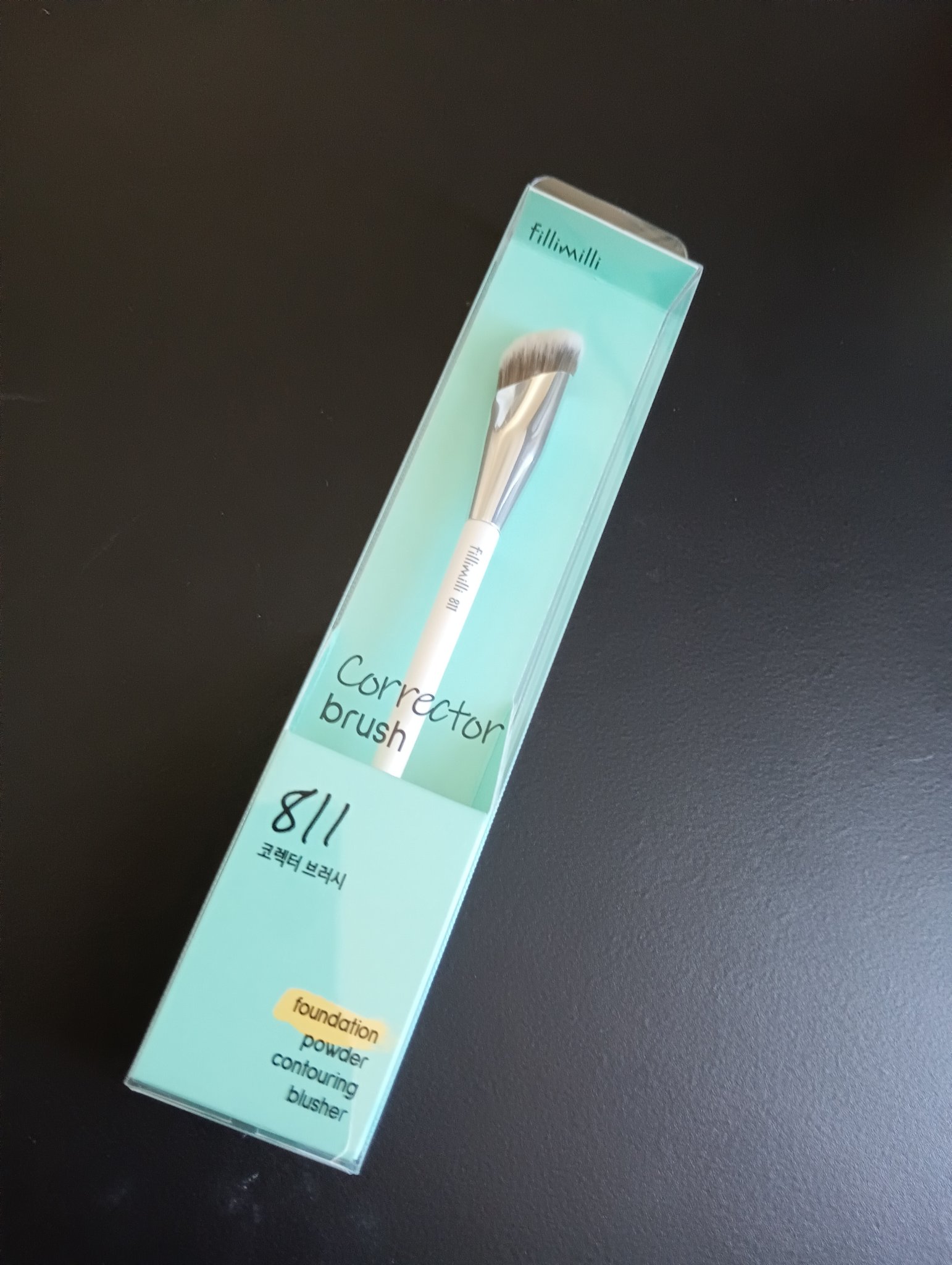 コレクターブラシ811/fillimilli/メイクブラシを使ったクチコミ（1枚目）