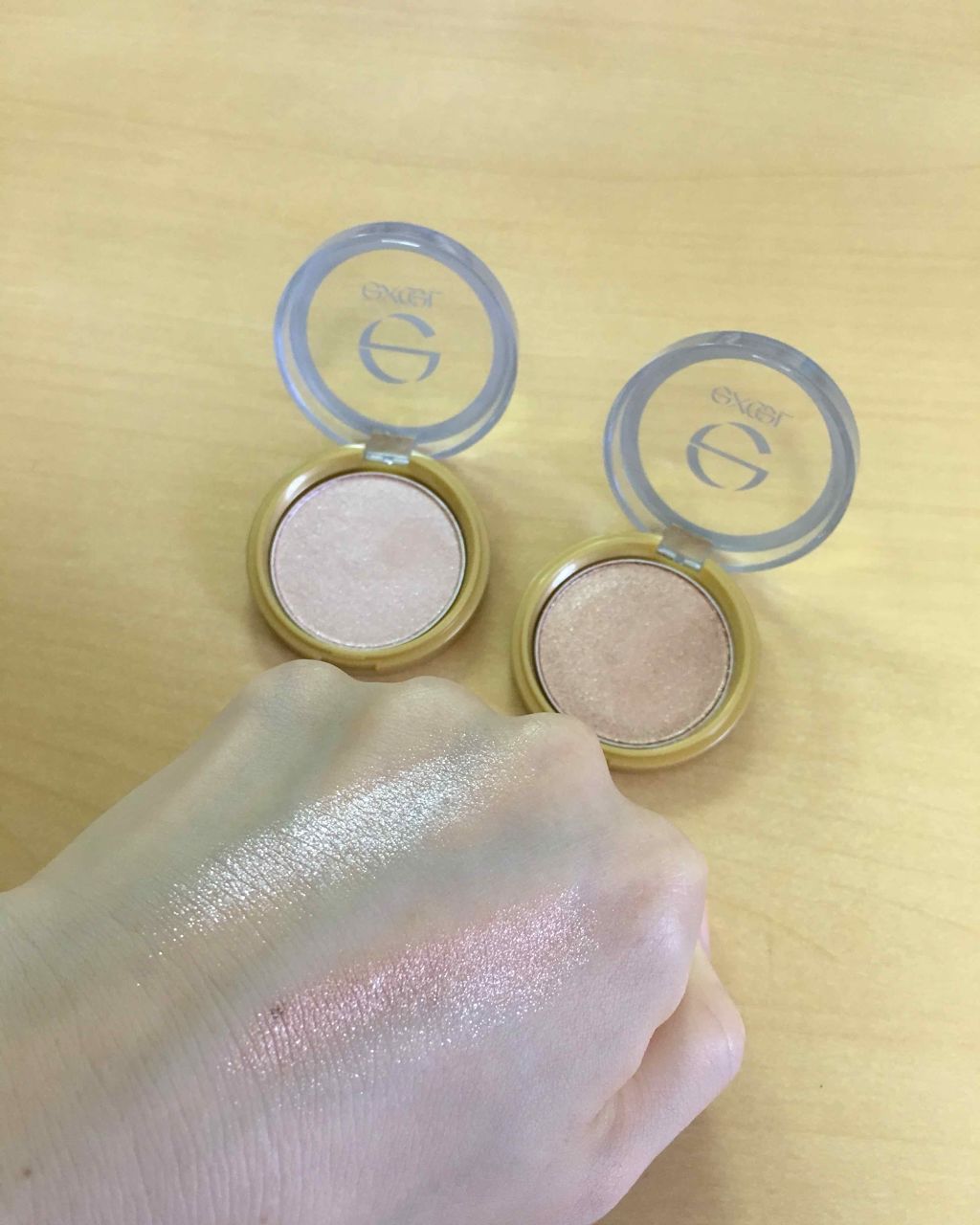 シャイニーシャドウ N/excel/単色アイシャドウを使ったクチコミ(2枚目)