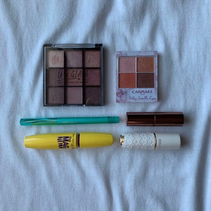 UR GLAM BLOOMING EYE COLOR PALETTE/U R GLAM/アイシャドウパレットを使ったクチコミ(1枚目)