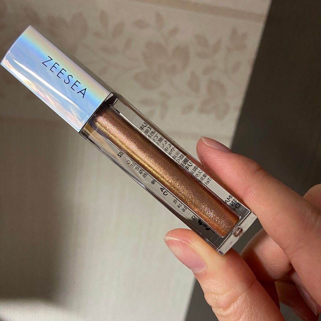 ダイヤモンドシリーズ 星空リキッドアイシャドウ/ZEESEA/リキッドアイシャドウを使ったクチコミ(2枚目)