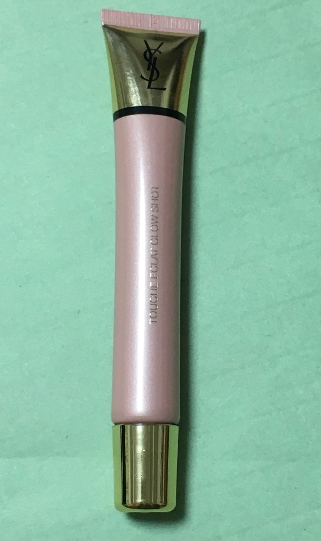 ラディアント タッチ グロウ ショット/YVES SAINT LAURENT BEAUTE/ジェル・クリームチークを使ったクチコミ(1枚目)