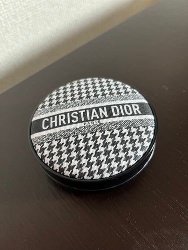 【旧】ディオールスキン フォーエヴァー クッション 0N ニュートラル  <ニュー ルック エディション> （生産終了）/Dior/クッションファンデーションを使ったクチコミ（1枚目）