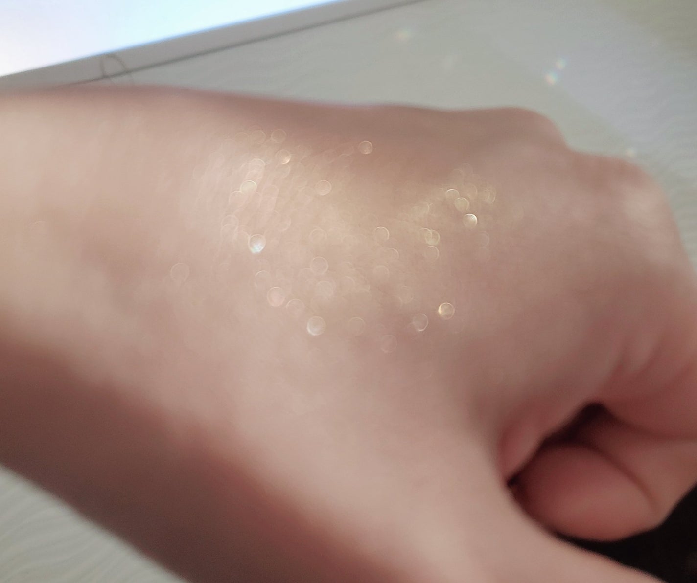 シャドーカスタマイズ (ブリリアントグリッター)/MAJOLICA MAJORCA/グリッターを使ったクチコミ(4枚目)