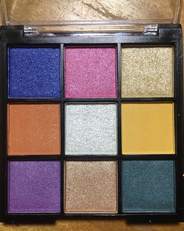 UR GLAM　BLOOMING EYE COLOR PALETTE/U R GLAM/パウダーアイシャドウを使ったクチコミ（2枚目）