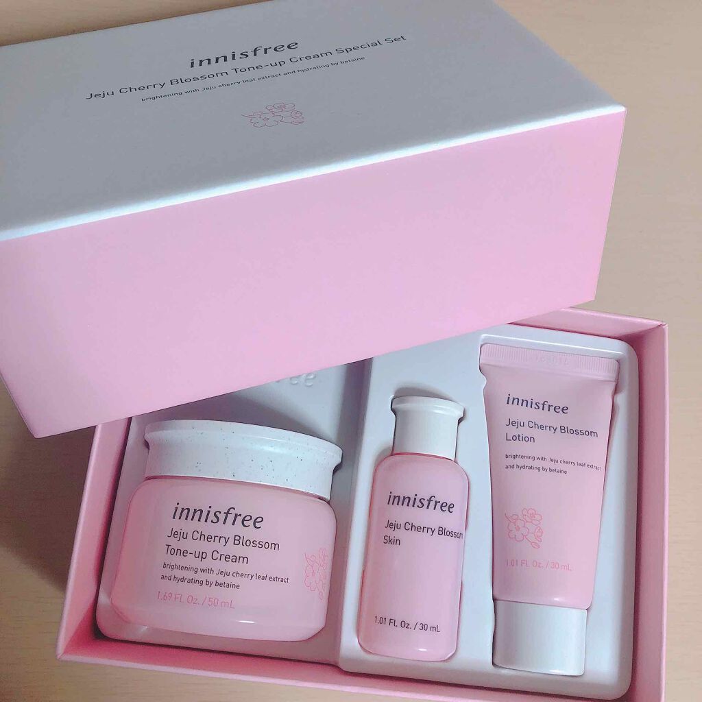 チェジュ チェリーブロッサム トーンアップクリーム/innisfree/化粧下地を使ったクチコミ（2枚目）