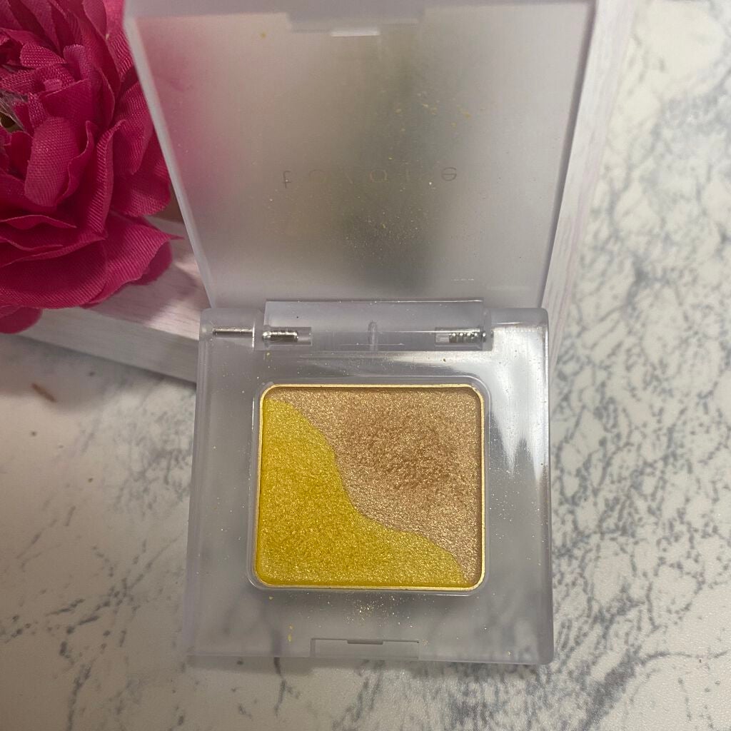 トーン ペタル アイシャドウ/to/one/アイシャドウパレットを使ったクチコミ(2枚目)