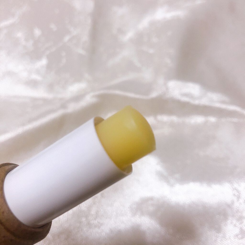 オーガニック リップバーム スイートアーモンドの香り/クナイプ/リップケアを使ったクチコミ（3枚目）