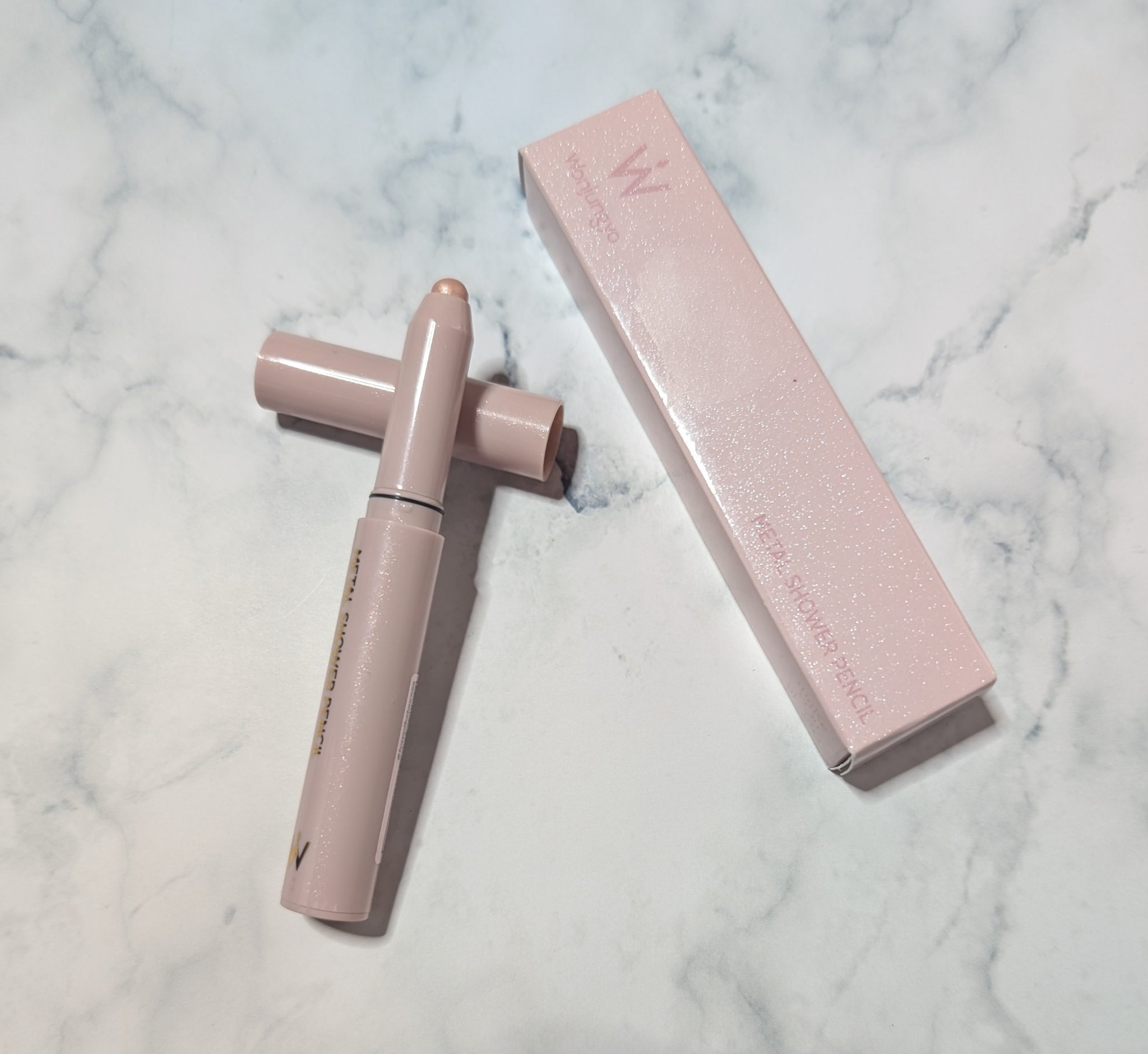 ウォンジョンヨ　メタルシャワーペンシル/Wonjungyo/スティックアイシャドウを使ったクチコミ（1枚目）