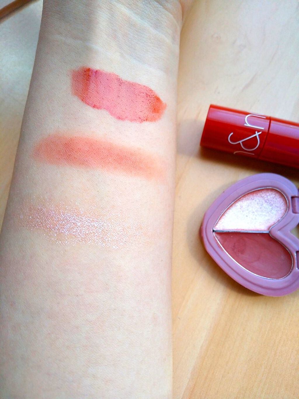 ジューシーラスティングティント/rom&nd/リップティントを使ったクチコミ(3枚目)