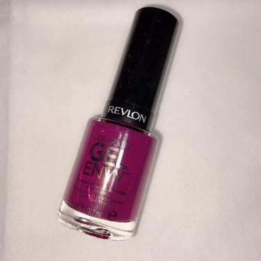 REVLON カラーステイ ジェル エンビー ロングウェア ネイル エナメルのクチコミ「ブドウみたいな紫ネイル🍇💅


使用したマニュキュア
💐REVLONカラーステイ ジェル エン.....」（1枚目）