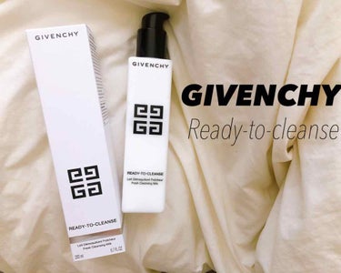 GIVENCHY /Ready-to-cleanse


ジバンシー/クレンジングミルク


これは去年ぷぅぴが遊びに来てくれたときに
おすすめしてくれて、試させて貰った時に
優しい香りとミルクのテクス