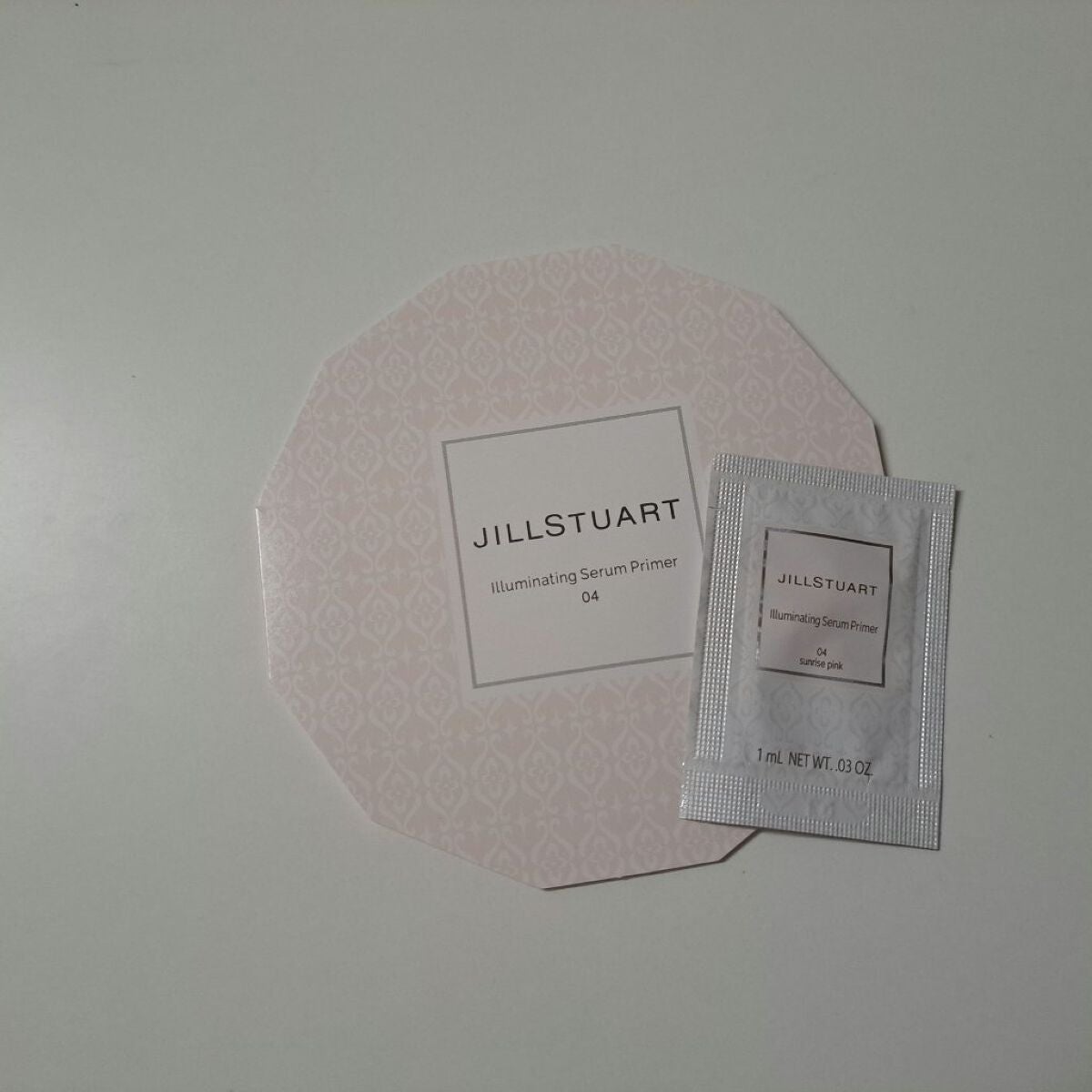 ジルスチュアート イルミネイティング セラムプライマー UV/JILL STUART/化粧下地を使ったクチコミ(2枚目)
