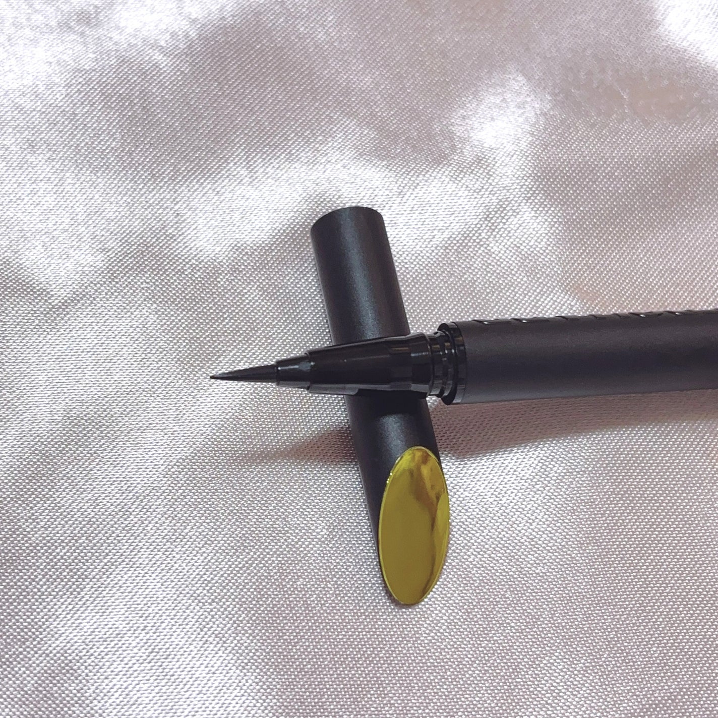 ウルトラカラー アイライナー/MAYBELLINE NEW YORK/リキッドアイライナーを使ったクチコミ(4枚目)