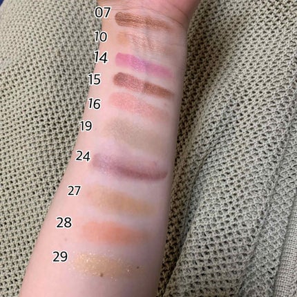 セルヴォーク ヴォランタリー アイズ/Celvoke/単色アイシャドウを使ったクチコミ(3枚目)