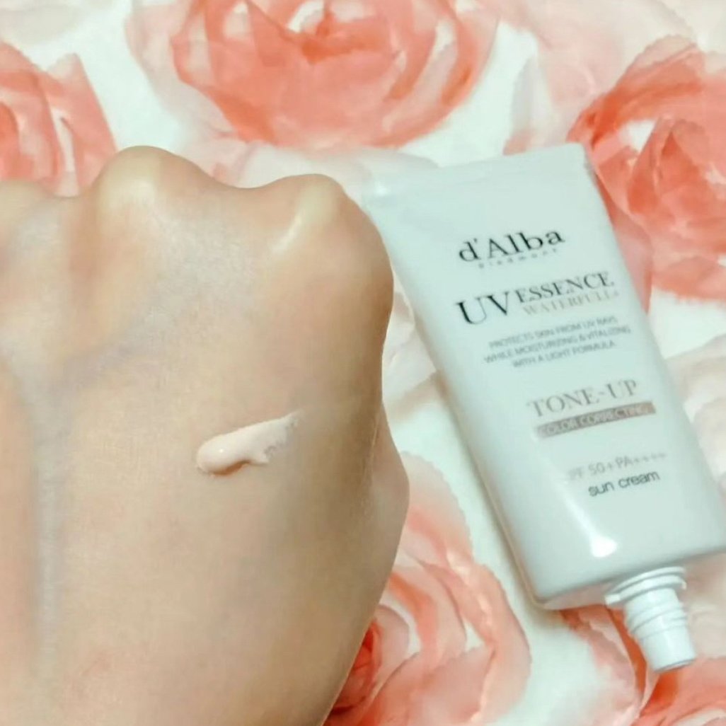 ウォータフルトーンアップサンクリーム/ダルバ/日焼け止めクリームを使ったクチコミ（2枚目）