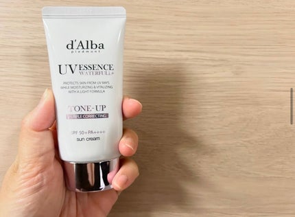 ダルバ ウォータフル トーンアップ サンクリーム(パープル)/ダルバ/日焼け止めクリームを使ったクチコミ(1枚目)