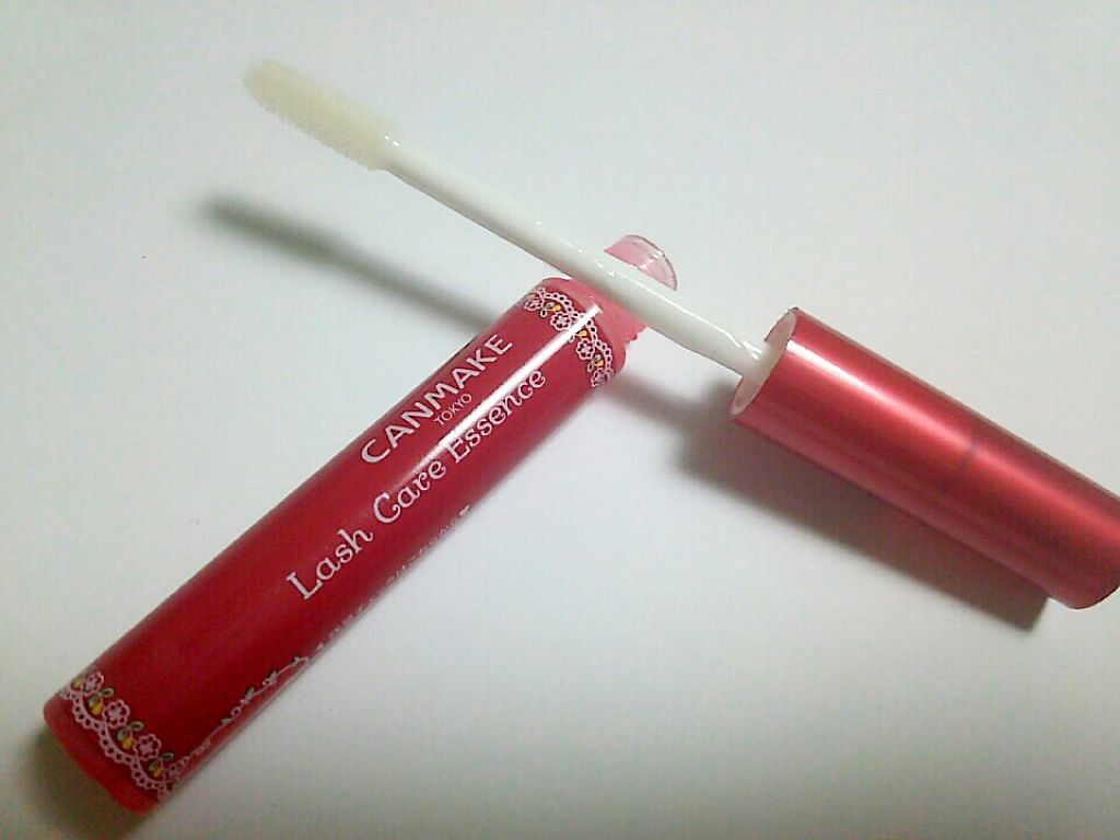 ラッシュケアエッセンス/キャンメイク/まつげ美容液を使ったクチコミ（1枚目）