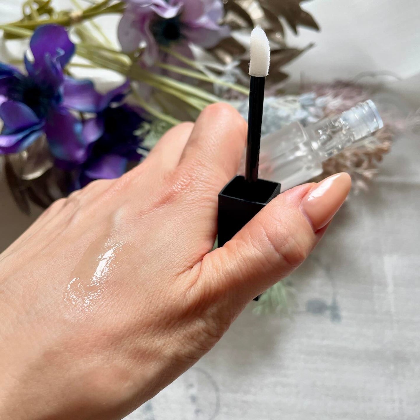 Vヴィヴィットロゼ リップグロス/Visvilaa/リップグロスを使ったクチコミ(4枚目)