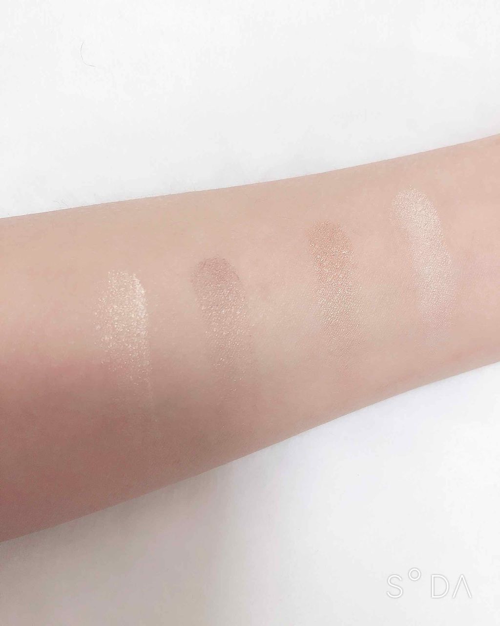 ビッグアイ シャドウ/MAYBELLINE NEW YORK/アイシャドウパレットを使ったクチコミ(3枚目)