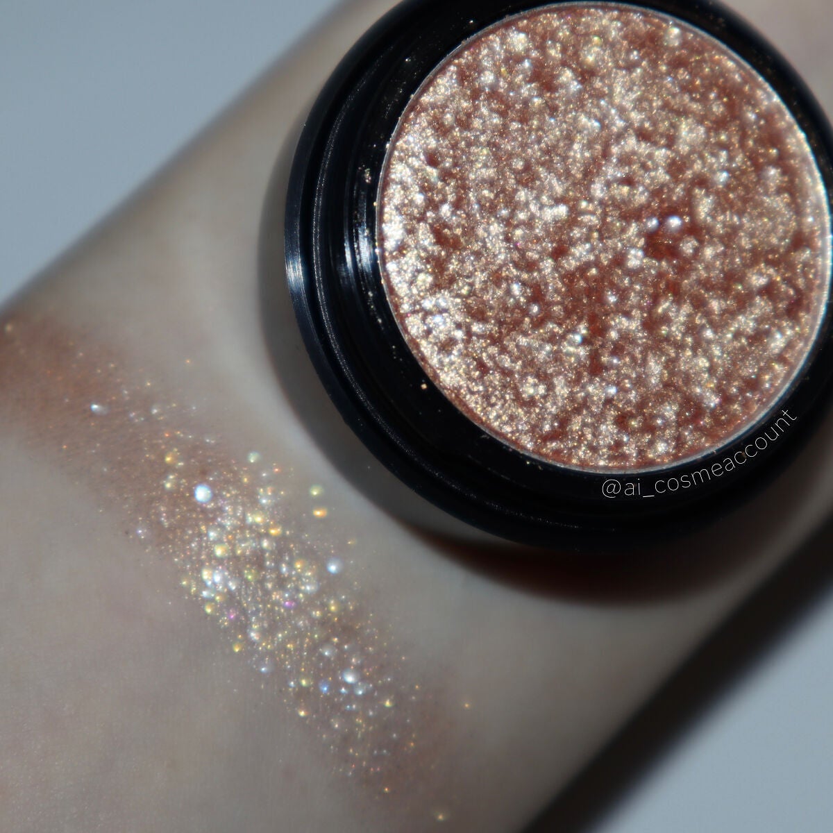 セルフィーフィックスピグメント/Witch's Pouch/単色アイシャドウを使ったクチコミ(4枚目)