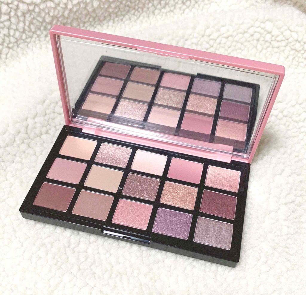 プレイカラーアイパレット ランジェリーバックステージ/ETUDE/アイシャドウパレットを使ったクチコミ(1枚目)