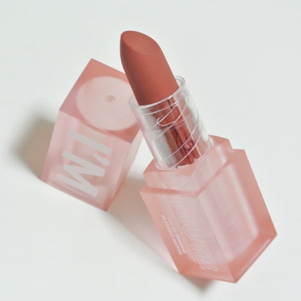 アイムミュートリップスティック/BLESSED MOON/口紅を使ったクチコミ（1枚目）