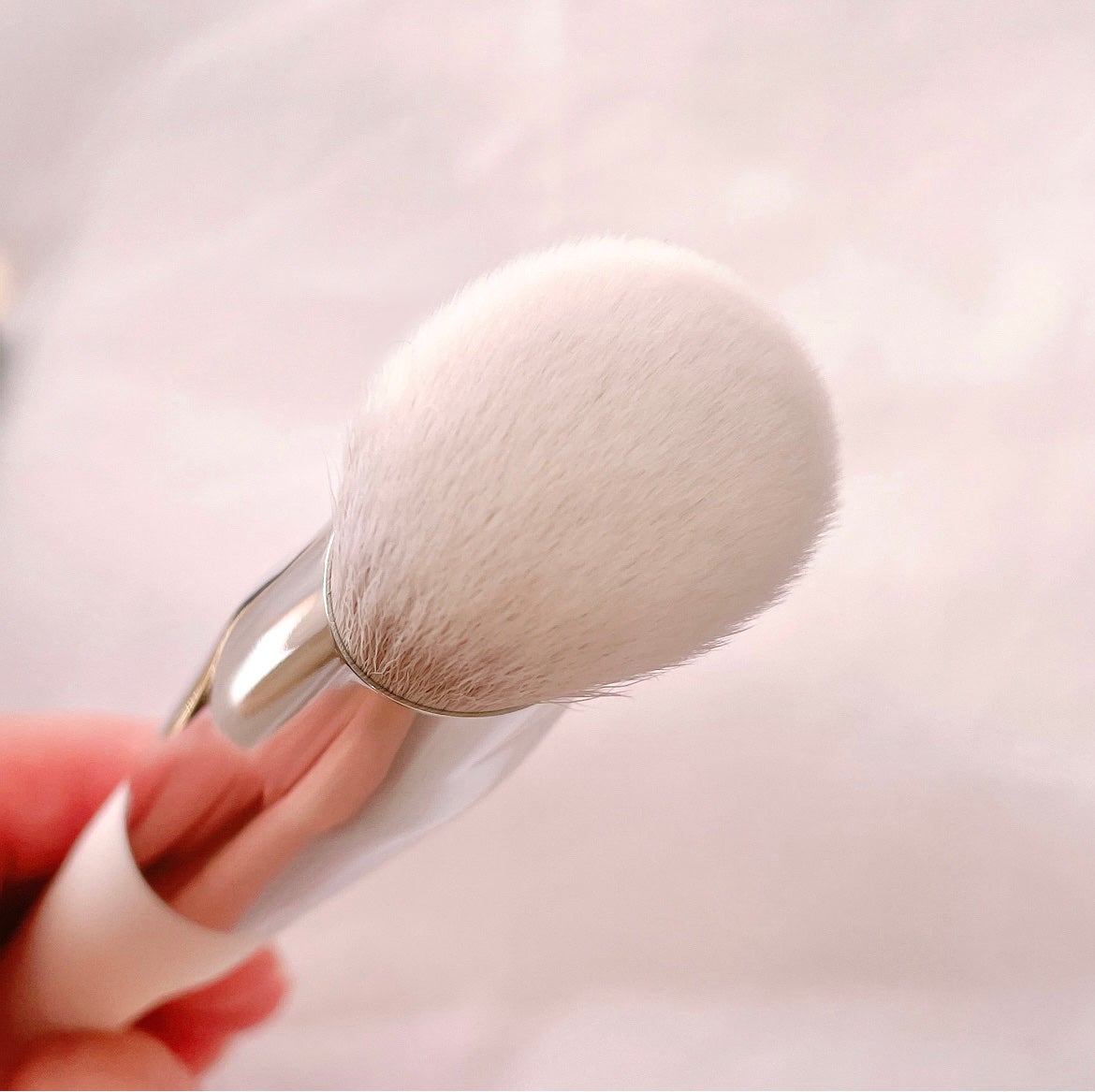 okhee 白玉ファンデーションブラシ/SOOA DOR/メイクブラシを使ったクチコミ(3枚目)