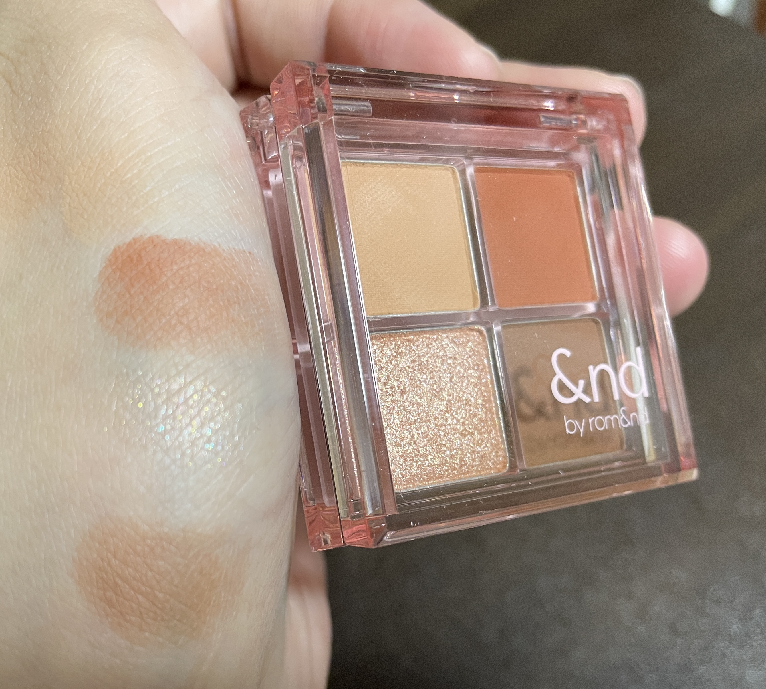 アンドバイロムアンド　メロウアイパレット BR02 アップルシナモン/&nd by rom&nd/アイシャドウパレットを使ったクチコミ（3枚目）