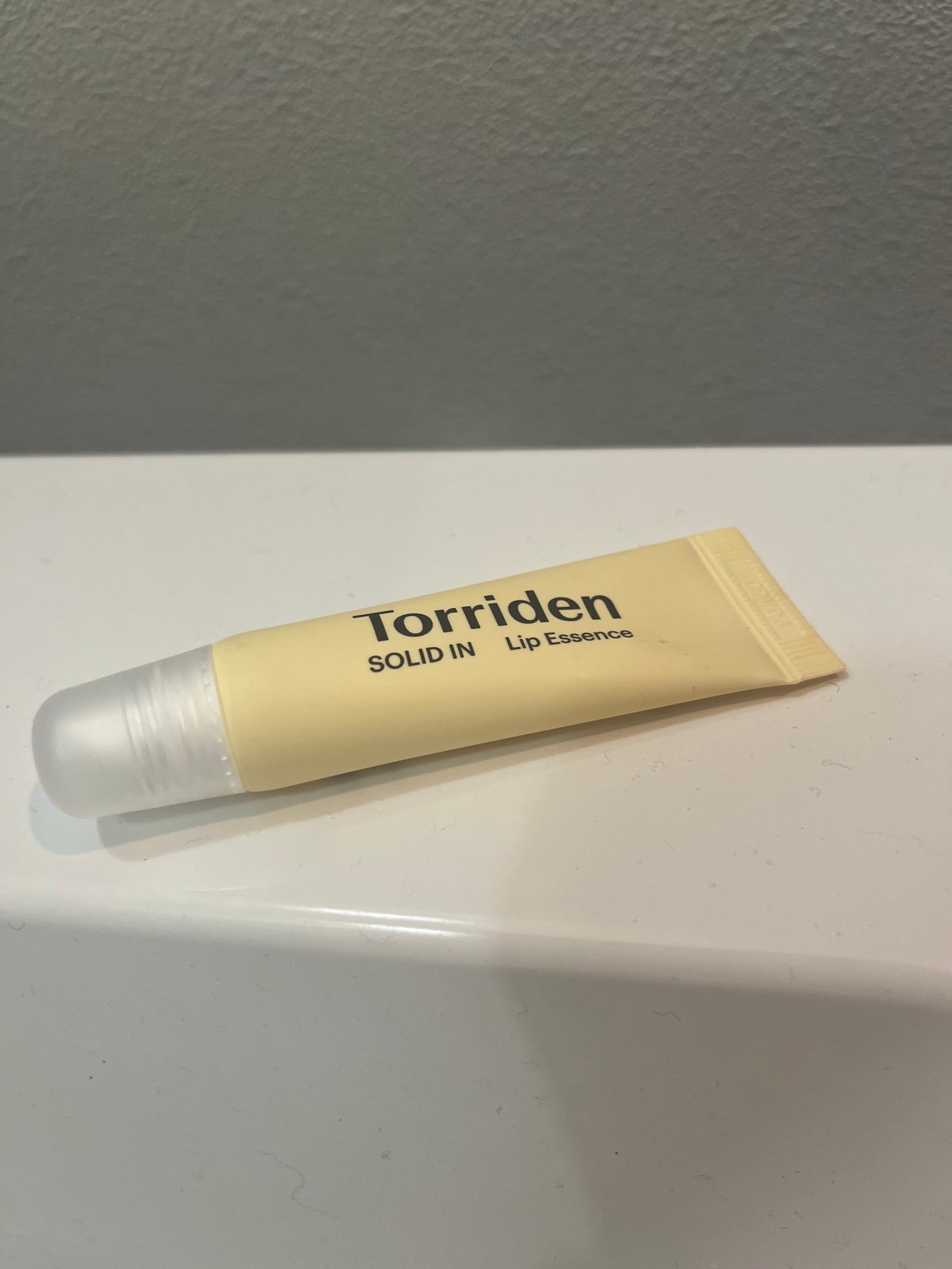 ソリッドイン リップエッセンス/Torriden/リップ美容液を使ったクチコミ(1枚目)