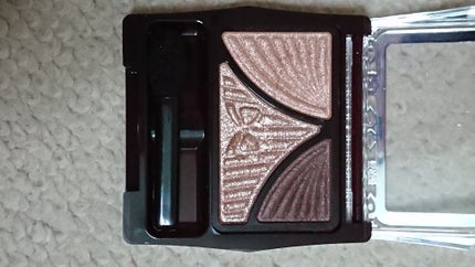 ジューシーピュアアイズ/キャンメイク/アイシャドウパレットを使ったクチコミ(2枚目)