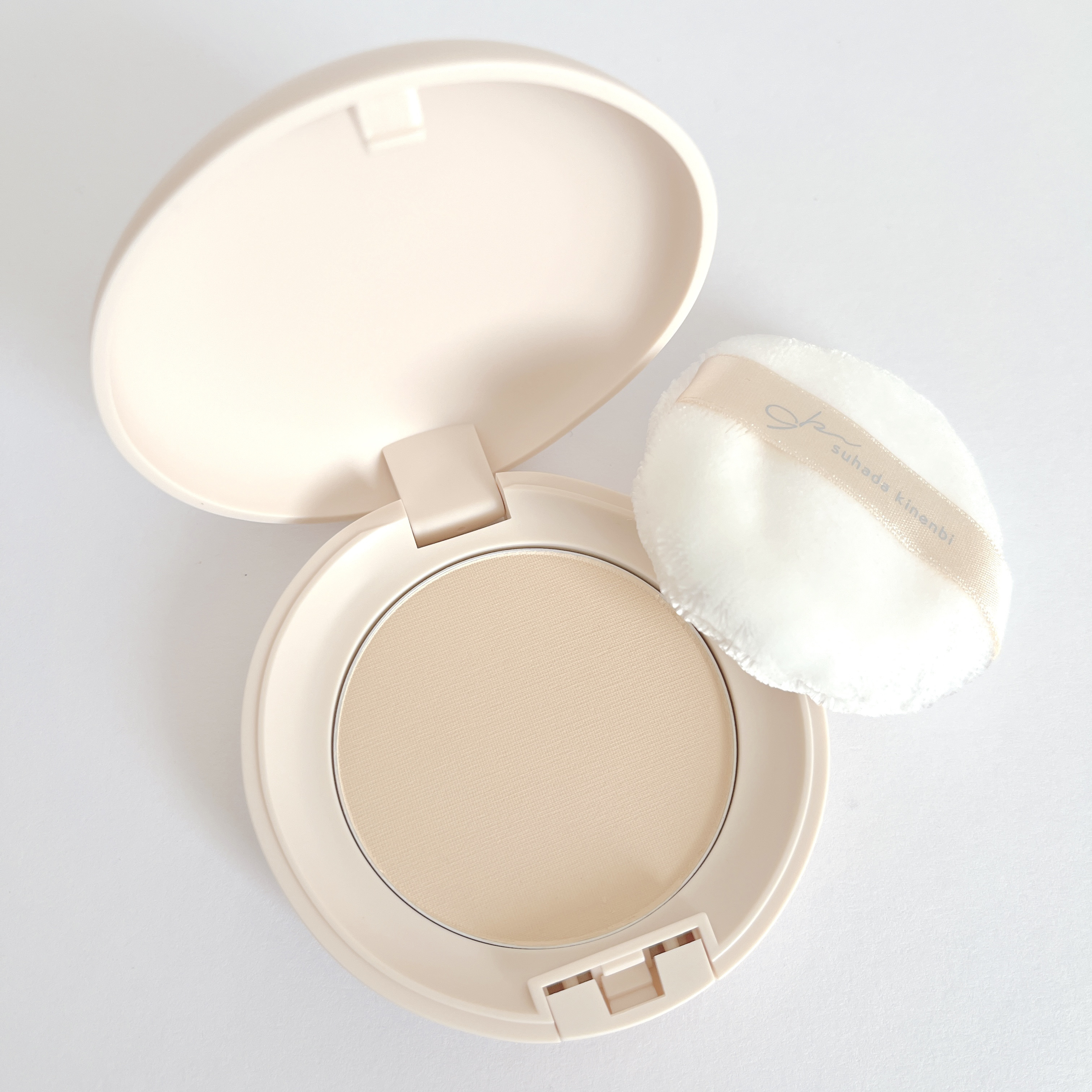 サナ　素肌記念日 スキンケアパウダー N 01 ヌードベージュ/素肌記念日/プレストパウダーを使ったクチコミ（2枚目）