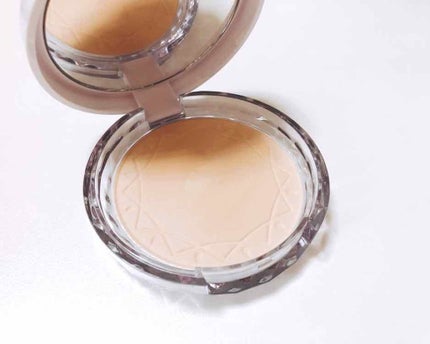 UVクリアフェイスパウダー/CEZANNE/プレストパウダーを使ったクチコミ(2枚目)