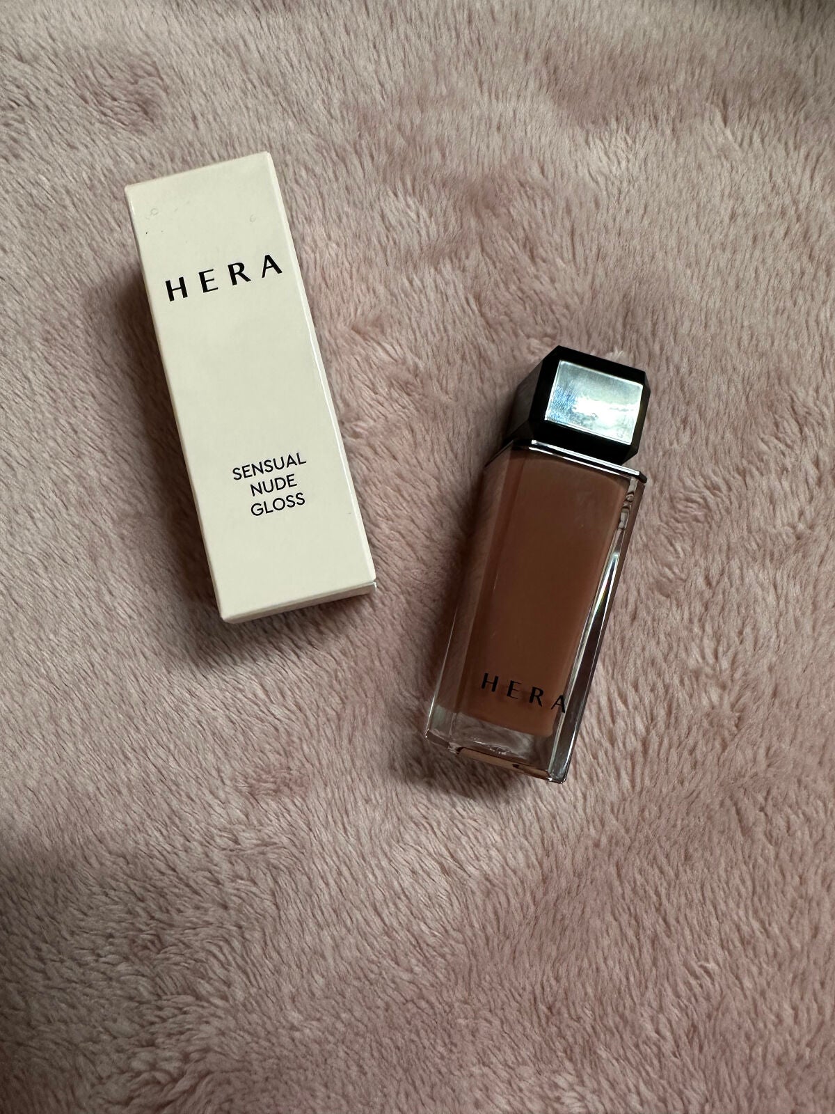 センシュアルヌードグロス/HERA/リップグロスを使ったクチコミ(1枚目)