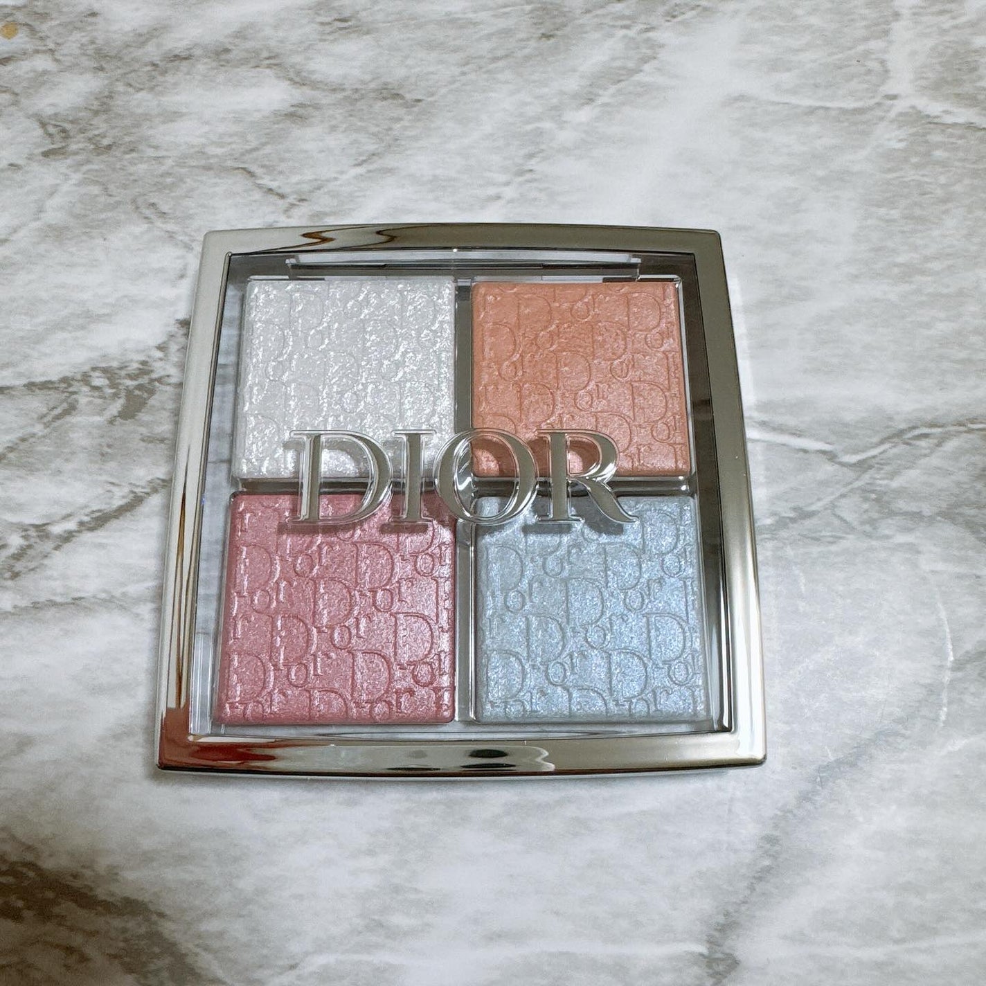 ディオール バックステージ フェイス グロウ パレット/Dior/ハイライトを使ったクチコミ(2枚目)