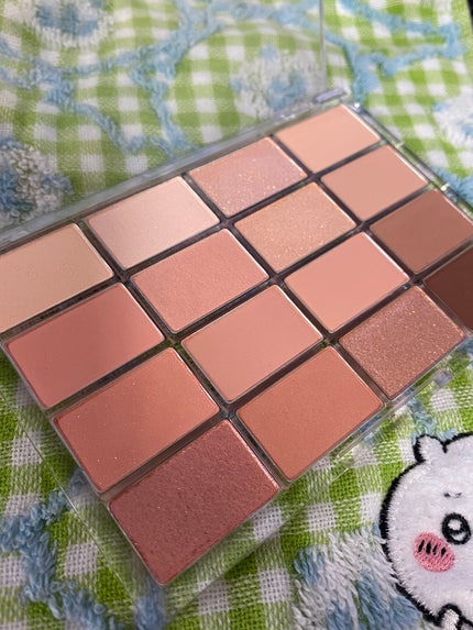 ソフトブラーリングアイパレット/wakemake/アイシャドウパレットを使ったクチコミ(5枚目)